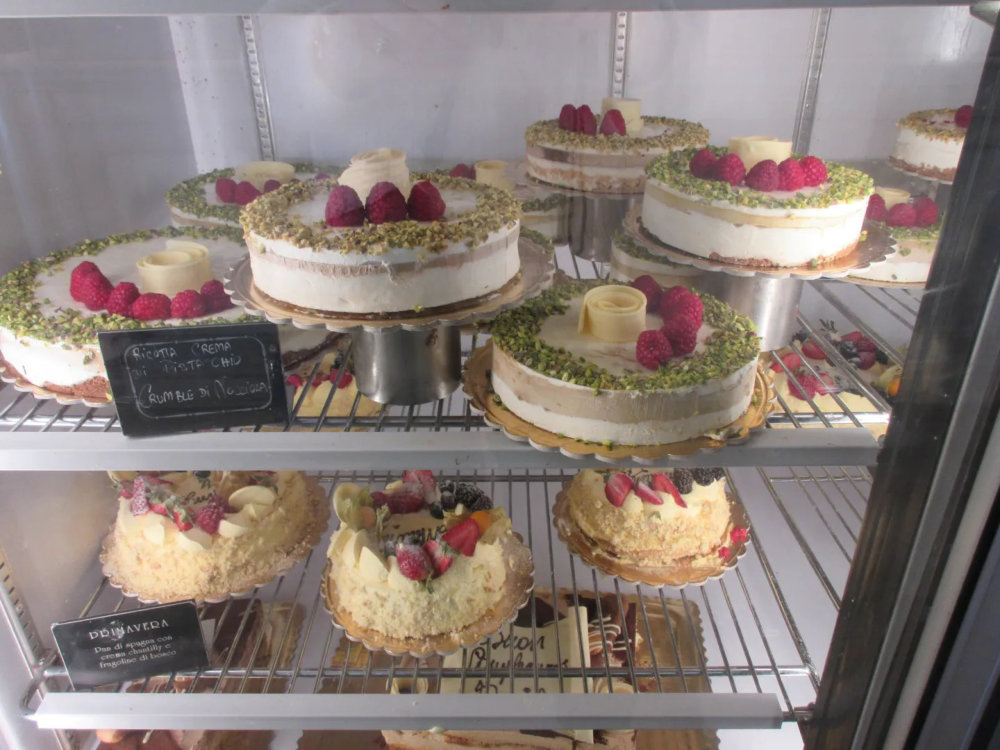 Cakes, Cakes and More Cakes!