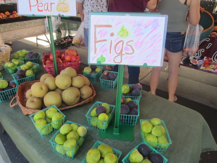Farmer's Market Fig Sign