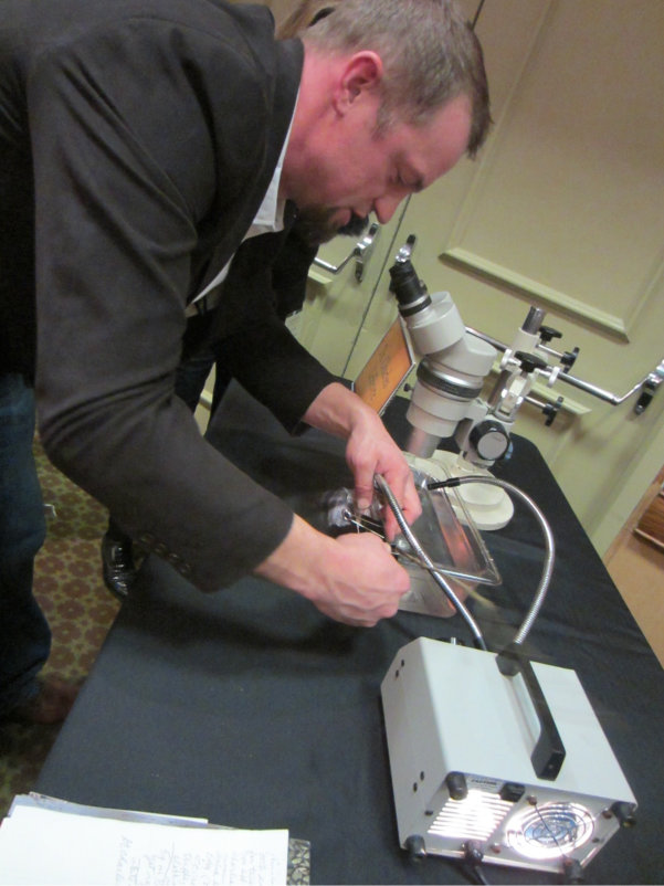 img 0177dr lefevres inoculation demo1 (601x802)