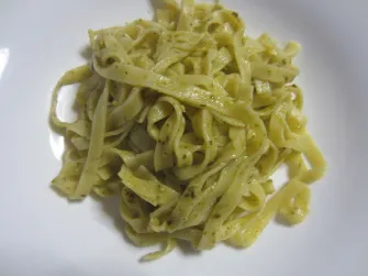 Betty's Pasta con Pesto