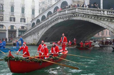 Buon Natale Say The Gondoliers